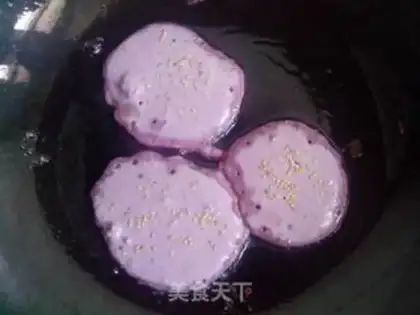 Make Potato gravy sesame cake step 7