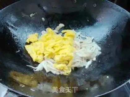 Make Fry eggs step 7