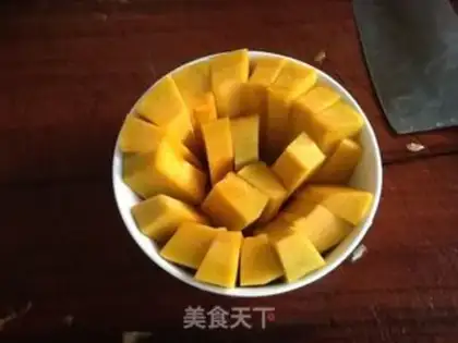 Make Ice-cracked lily pumpkin step 1