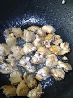 Make Snowflake fried chicken wings step 4
