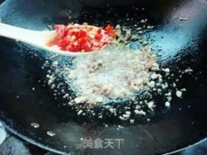 Make Meat and pepper and beans step 4