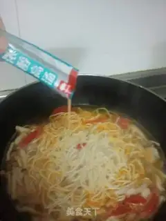 Make Mushroom spinach meatball noodles step 6