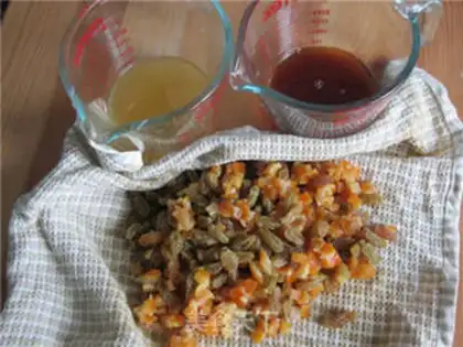 Make Orange grape pound cake step 2