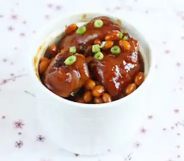 Make Red pig feet, soybeans step 11