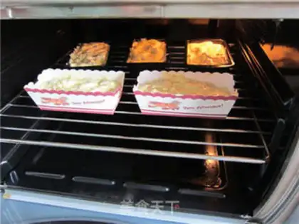 Make Orange grape pound cake step 19