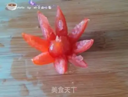 Make Mickey sushi roll step 5