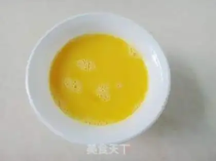 Make Pyramids for eggs step 2