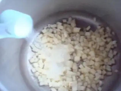 Make Apple pie step 1