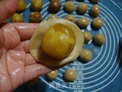 Make The pineapple moon cake step 6