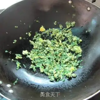 Make A pancake egg bun step 2