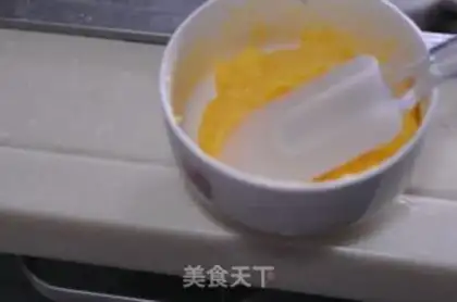 Make Rainbow ice cream mooncake step 8