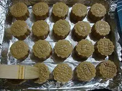 Make The pineapple moon cake step 12