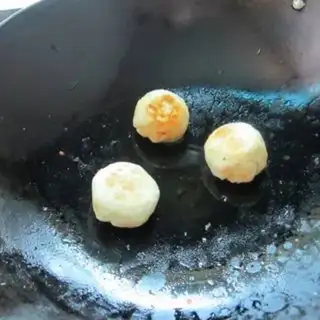 Make A pancake egg bun step 10