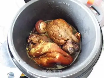 Make Red pig hoof step 6