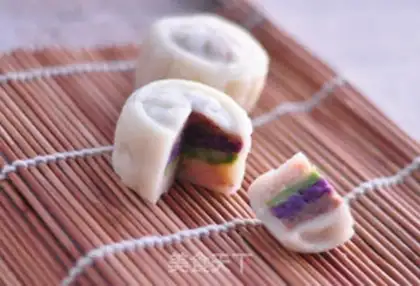 Make Rainbow ice cream mooncake step 20