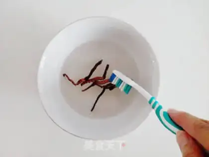 Make Winter bug, summer grass soup step 0