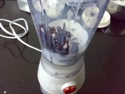 Make ♪ Little redberry rock round ♪ step 3