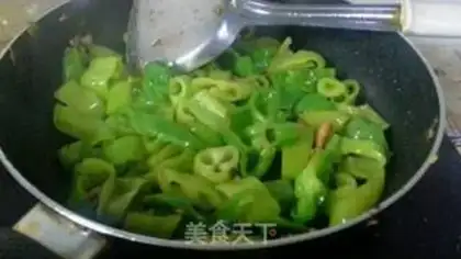 Make Hot pepper fried meat step 7