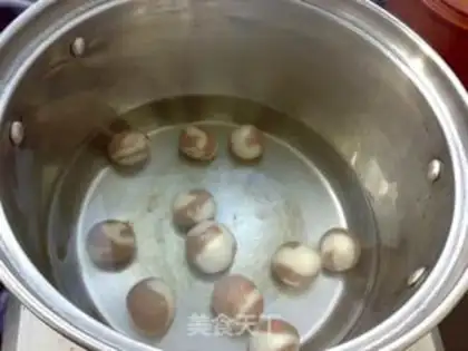 Make ♪ Little redberry rock round ♪ step 11