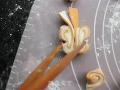 Make Double butterflies step 10