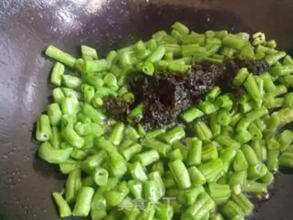Make Olive food, four season beans step 6