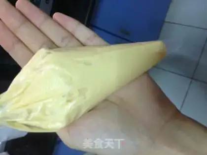 Make French mooncake step 8