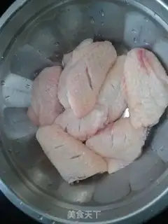 Make Coke chicken wings step 1
