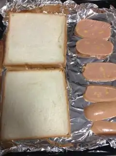 Make Cricket sandwich step 1