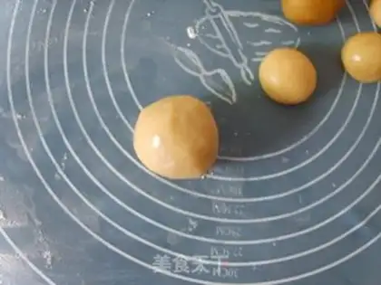 Make Cheese cream saloon step 8