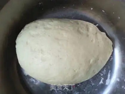 Make Celery and pork dumplings step 7