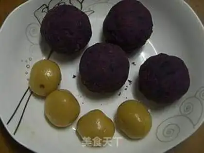 Make Rose potato mooncake step 3