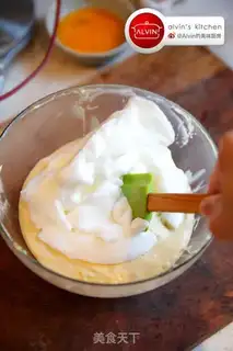 Make A muffin with taffy banana sauce step 4