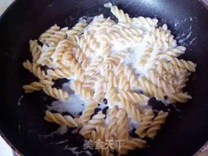 Make Spiral noodles step 6