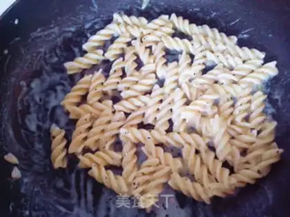 Make Spiral noodles step 7