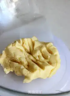 Make Caramel peanut souffle step 1