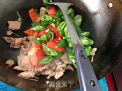 Make Chili fried meat step 5