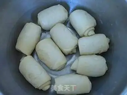 Make Sioux date moon cake step 10