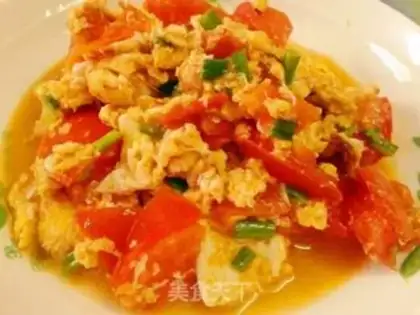 Make Tomato fried eggs step 2