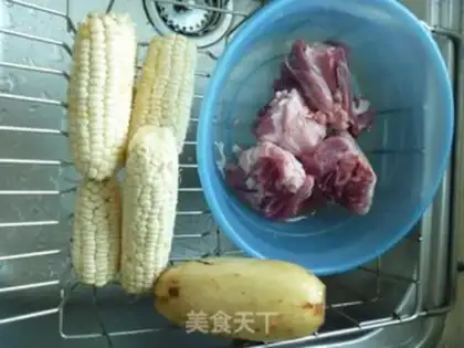 Make Cornline bone soup step 0