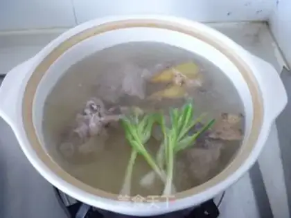 Make Cornline bone soup step 6