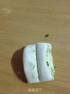 Make A fragrance roll step 10