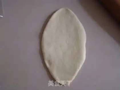 Make Olive-shaped souffle bread step 4