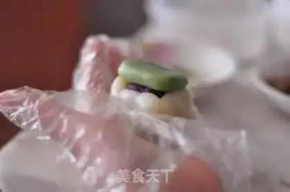 Make mahjong potato ice cream mooncake step 11