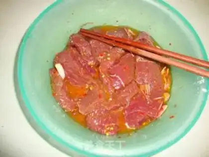 Make Pepper iron steak step 1