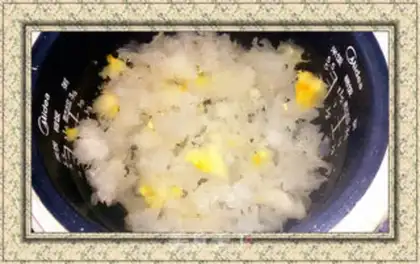 Make A silver spoon of colored white fruit step 2