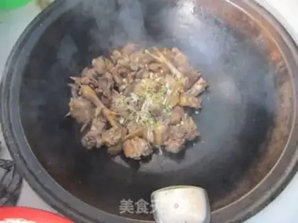 Make Pumpty chicken with mushrooms step 5