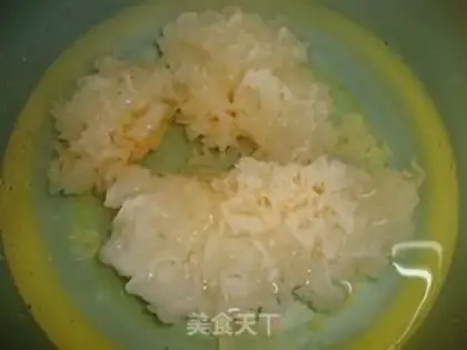 Make Cucumber snow and coconut milk step 1