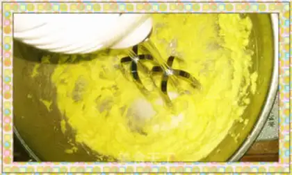 Make A milky sesame pie step 0