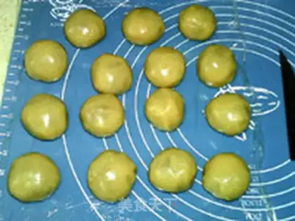 Make Lian Yuen Yuen step 10
