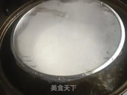 Make A emptiness of a double moon cake step 4